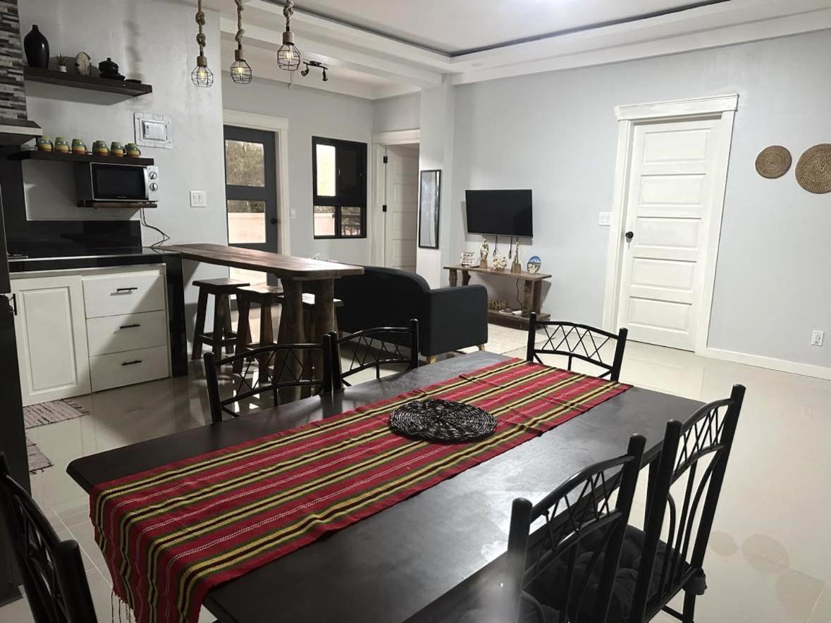 Trail Bedz Homestay バギオ エクステリア 写真